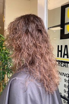 wet-curls-brown-Ds-hair-creations-Guildford