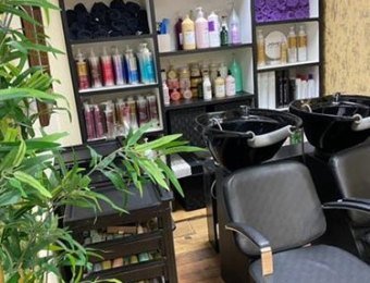 inside-salon-Ds-hair-creations-Guildford